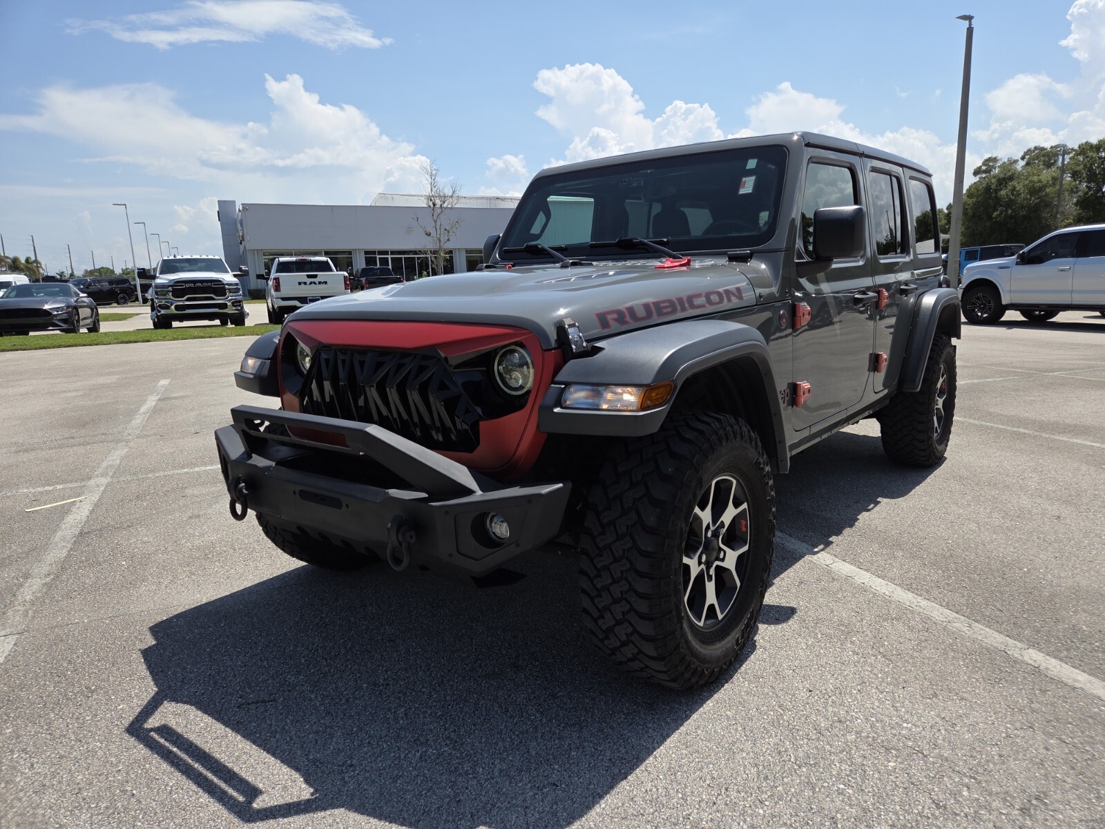 Certified Used 2021 Gray Jeep Unlimited Rubicon image 11