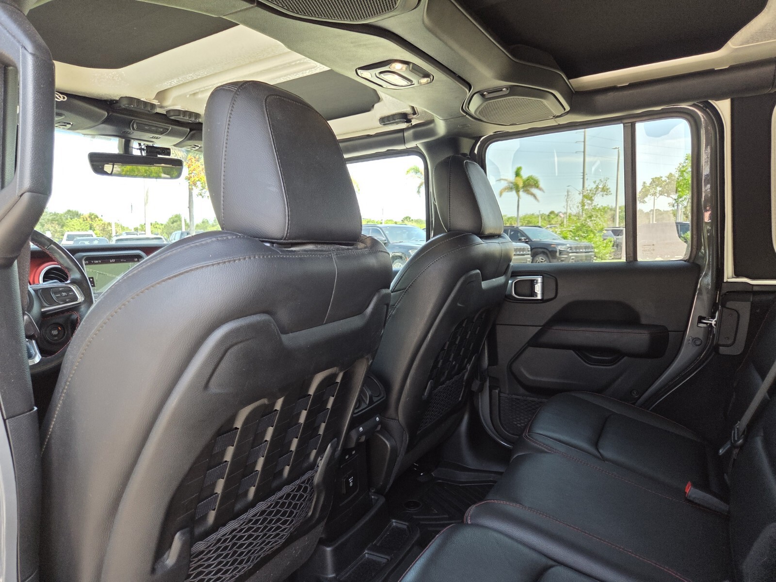 Certified Used 2021 Gray Jeep Unlimited Rubicon image 24