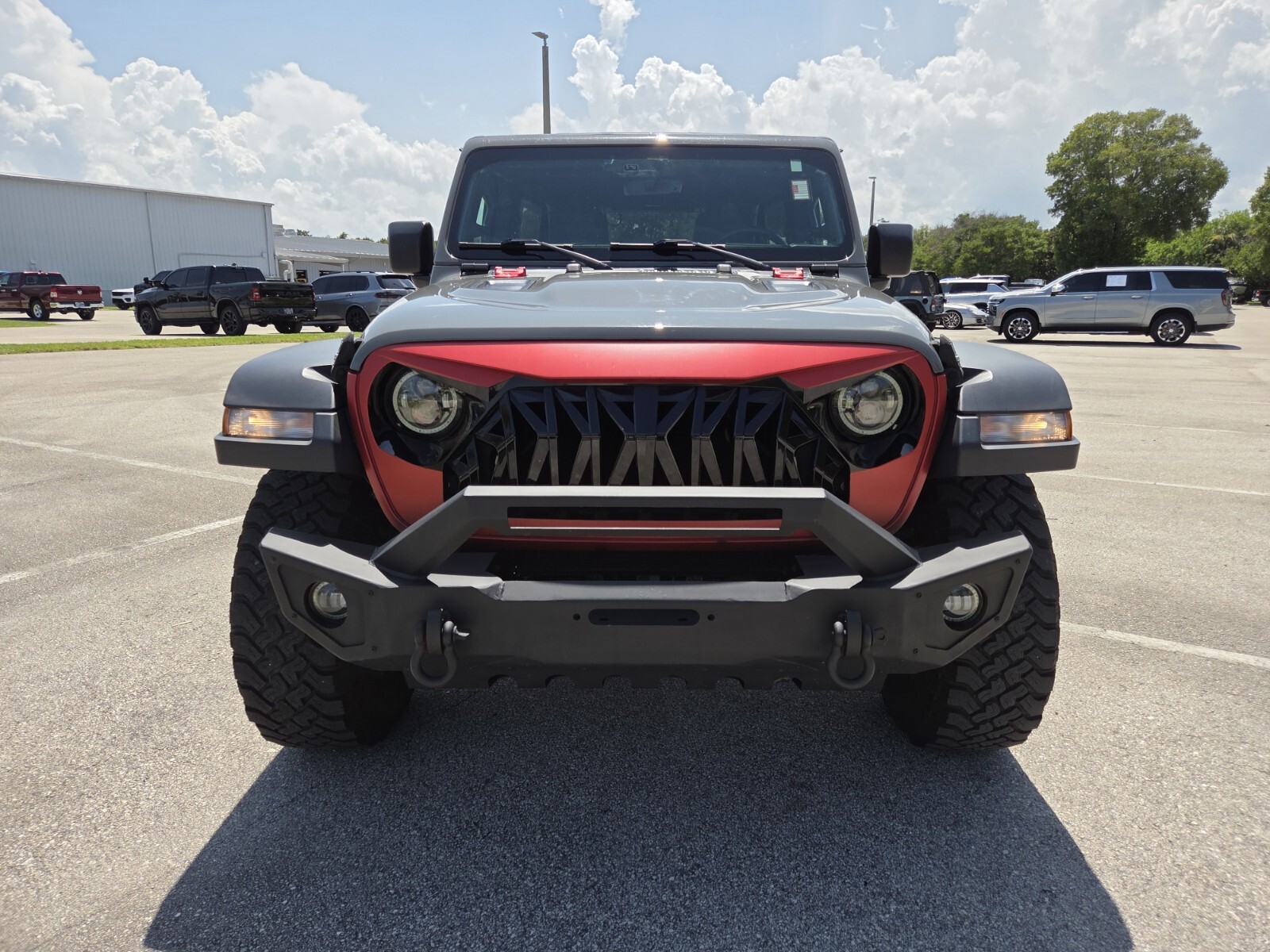 Certified Used 2021 Gray Jeep Unlimited Rubicon image 12