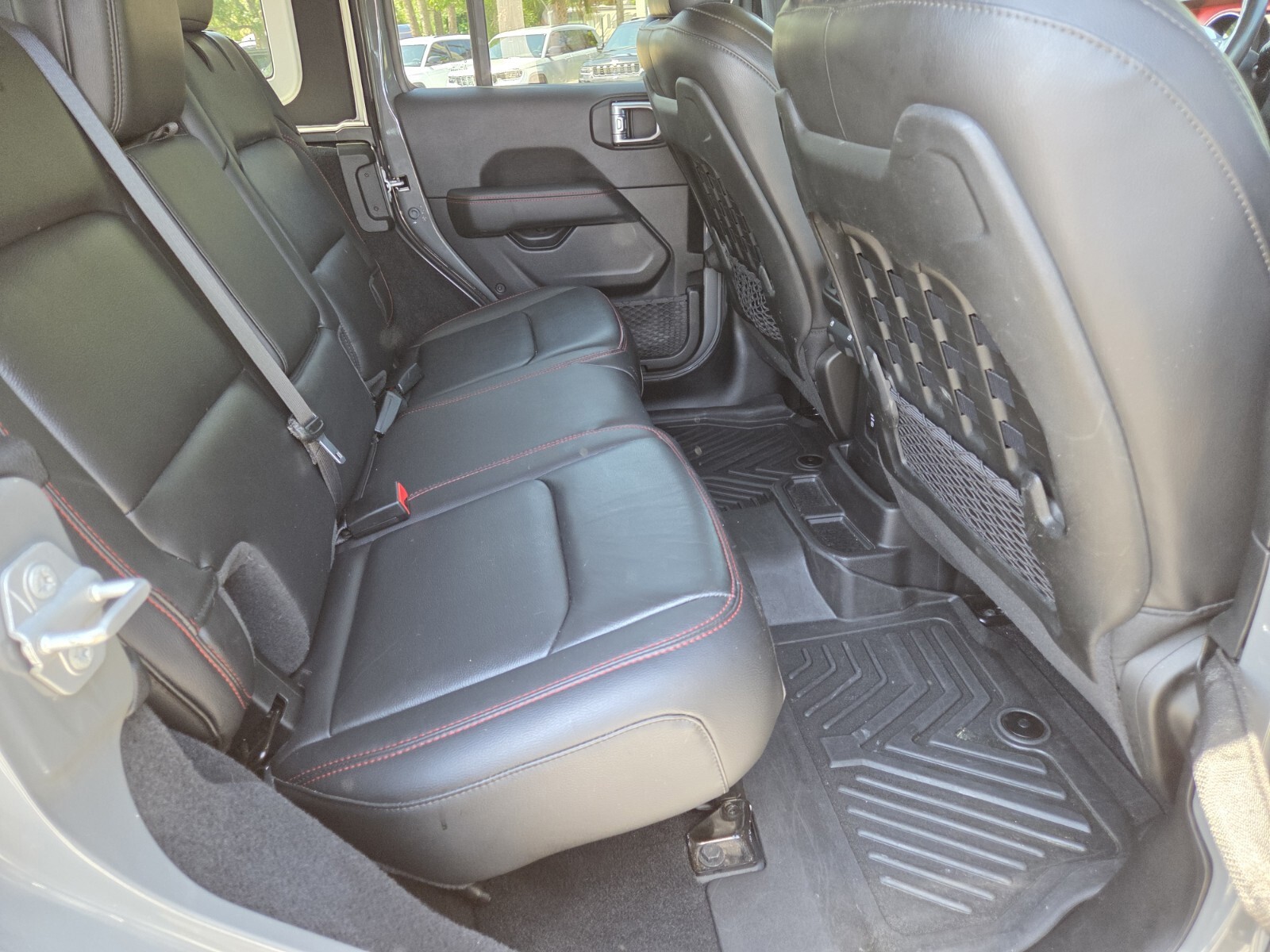 Certified Used 2021 Gray Jeep Unlimited Rubicon image 18