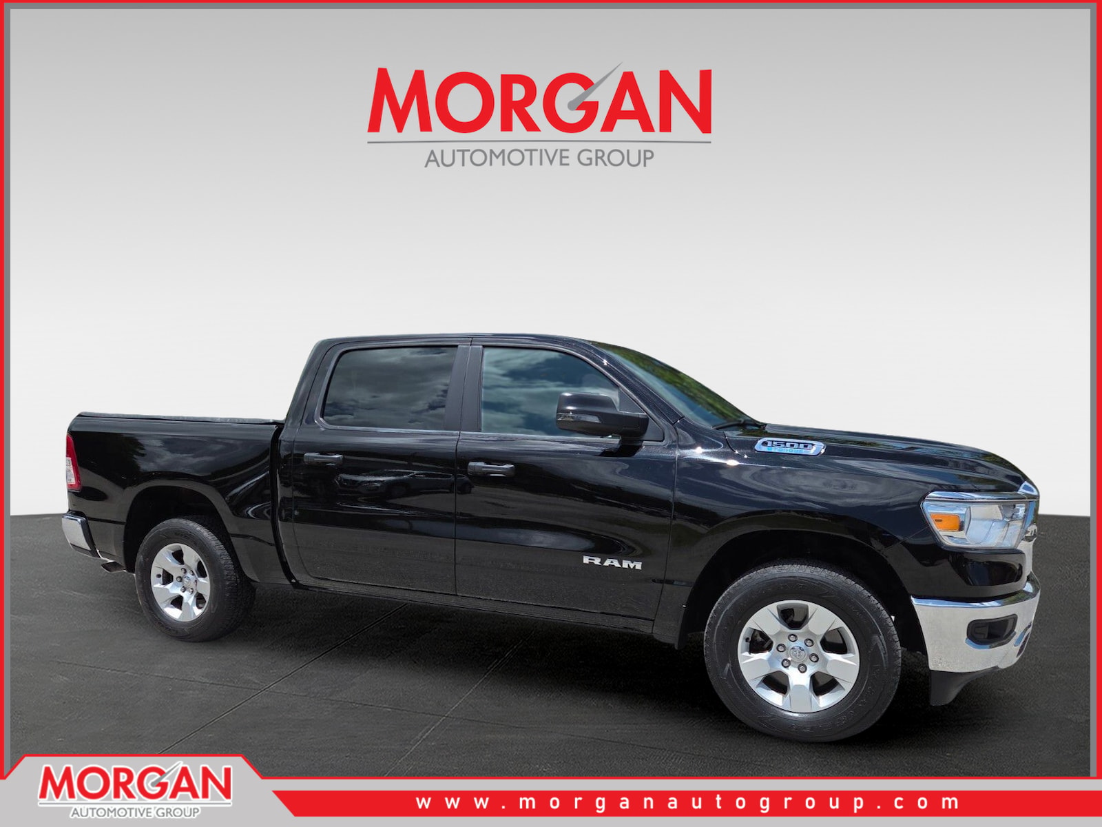 2024 RAM 1500 Big Horn/Lone Star 4x4 Crew Cab 5'7's photo