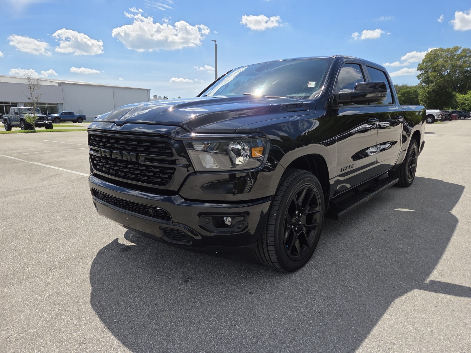 Certified Used 2023 Black Ram Big Horn/Lone Star image 12