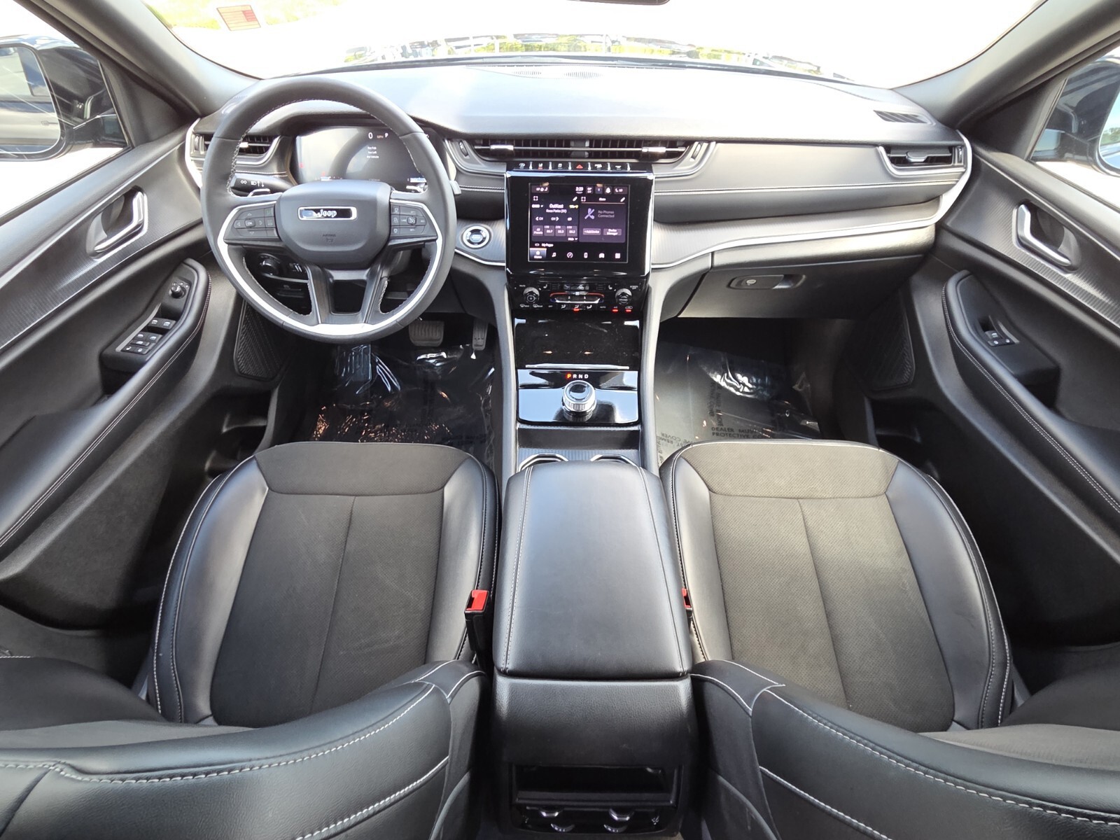 Certified Used 2025 Black Jeep Altitude image 25
