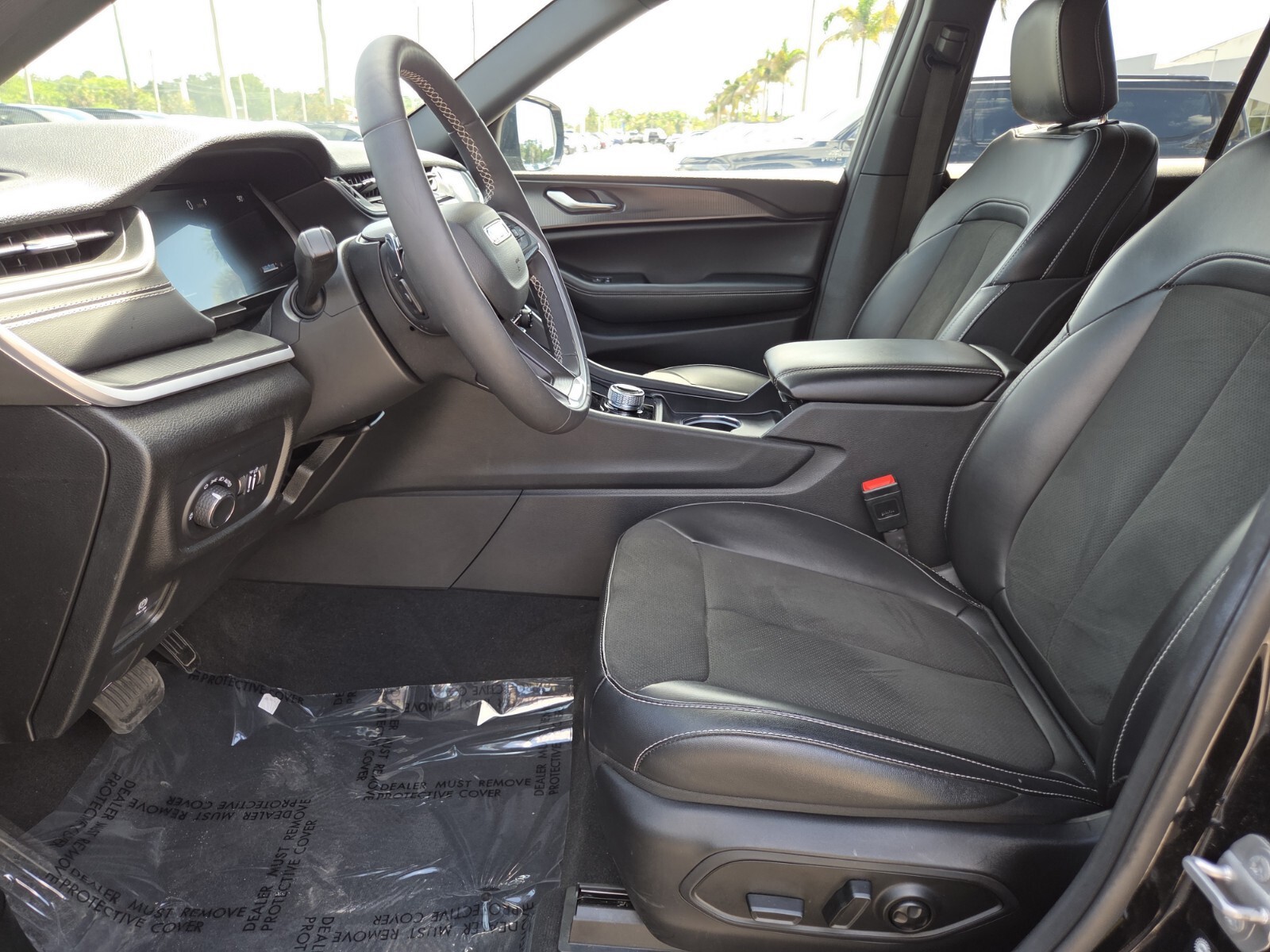 Certified Used 2025 Black Jeep Altitude image 28