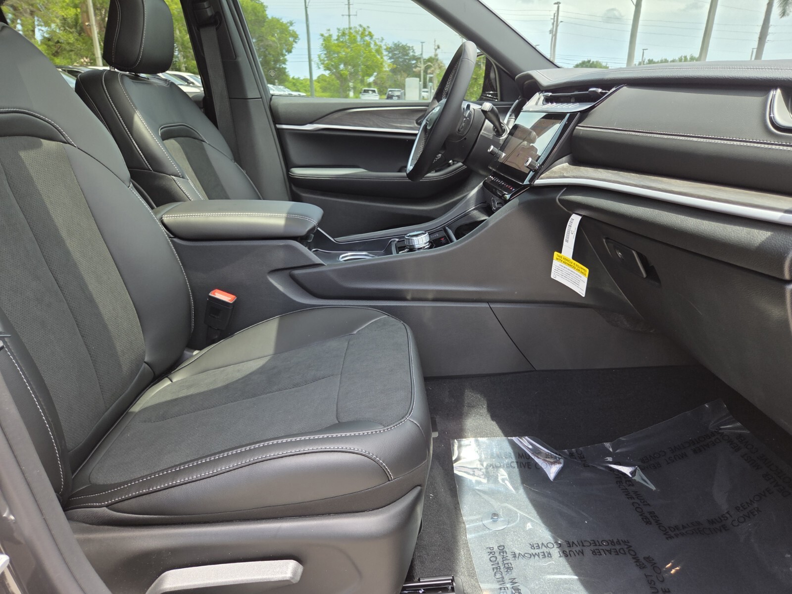 New 2026 Gray Jeep Altitude image 15
