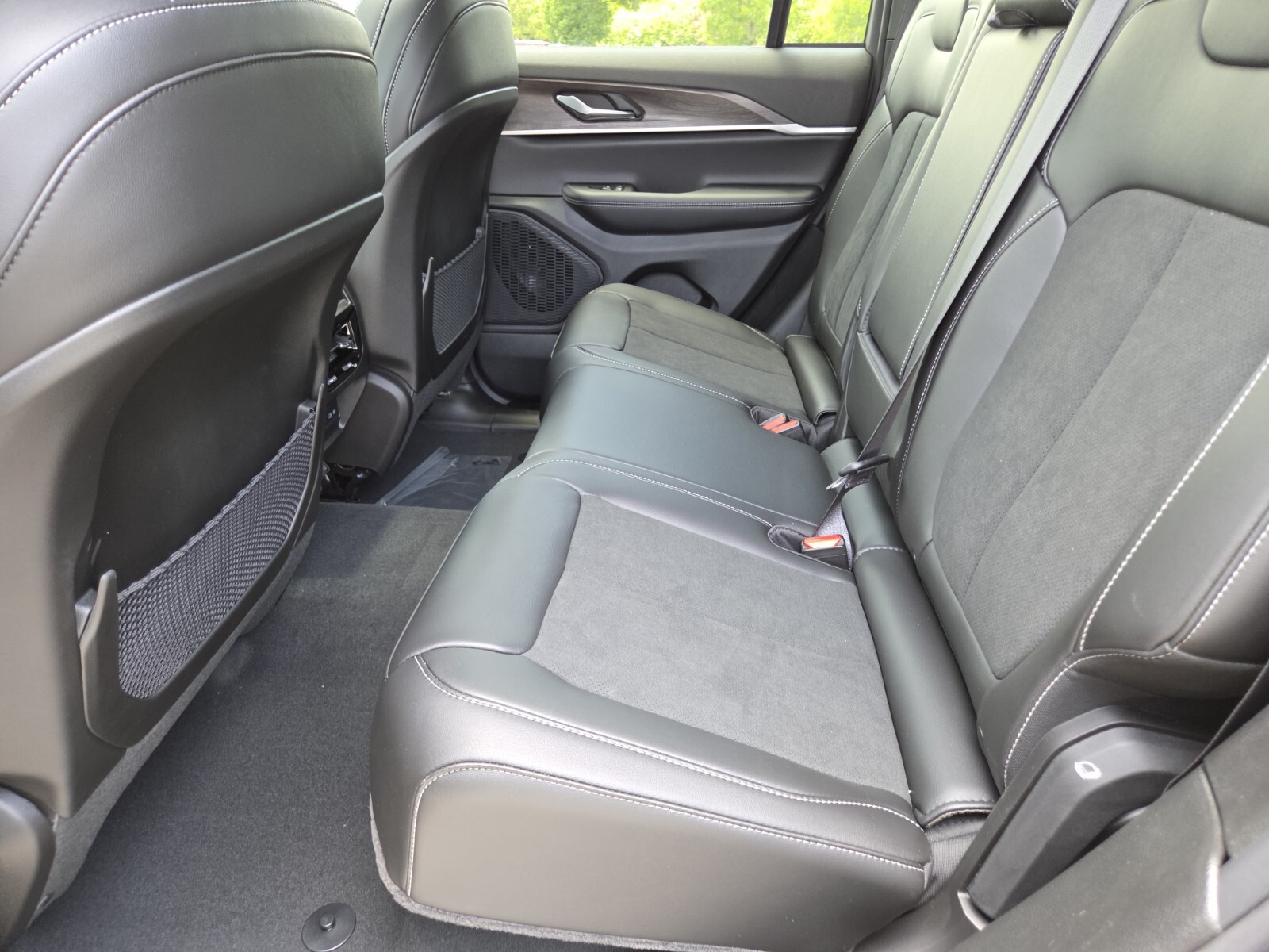 New 2026 Gray Jeep Altitude image 22