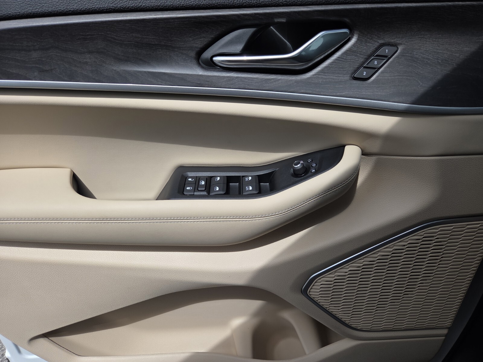 New 2026 White Jeep Limited image 15