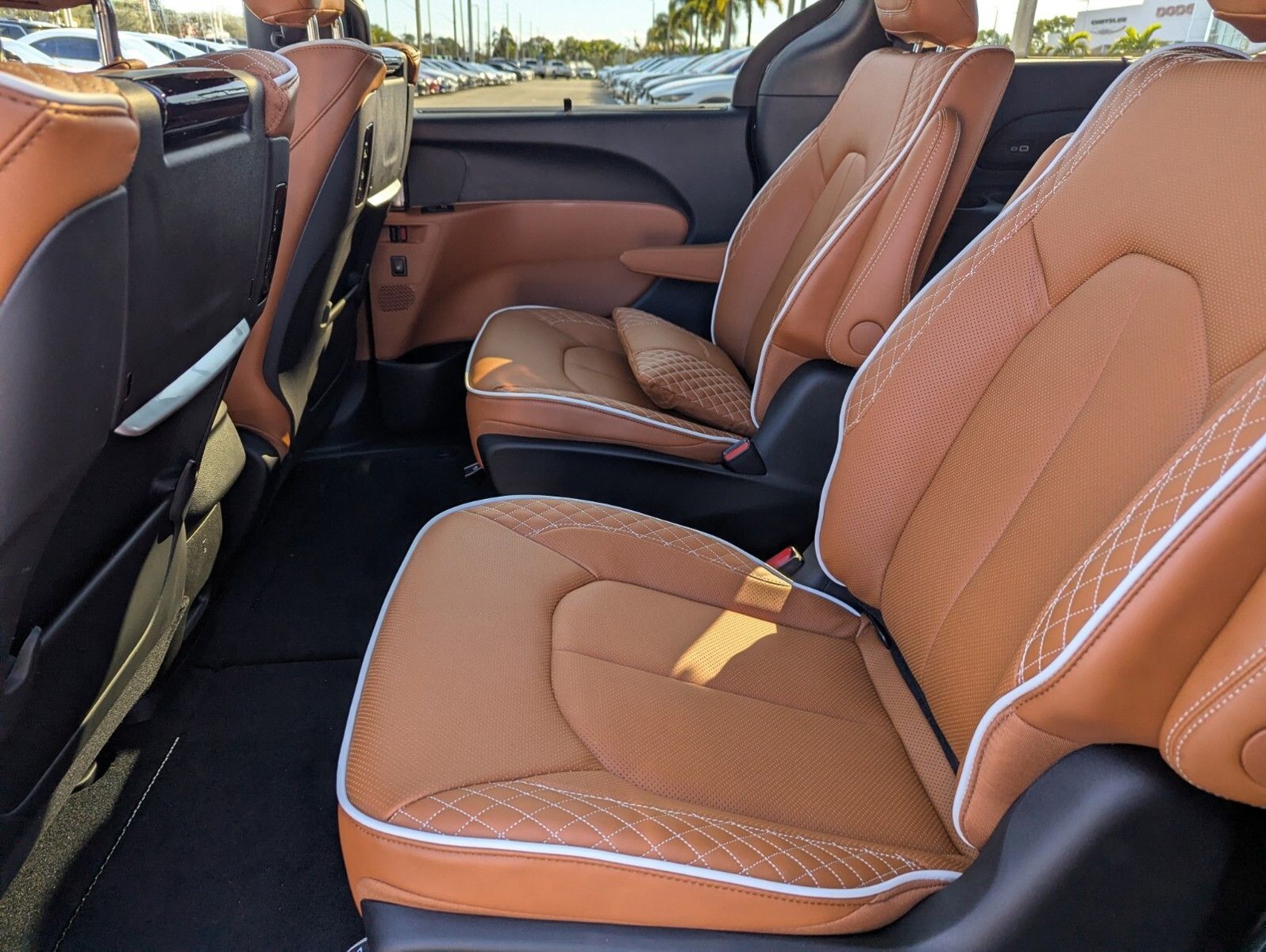 New 2026 Black Chrysler Pinnacle image 9