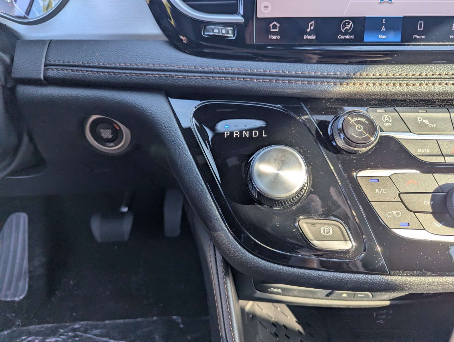 New 2026 Black Chrysler Pinnacle image 17