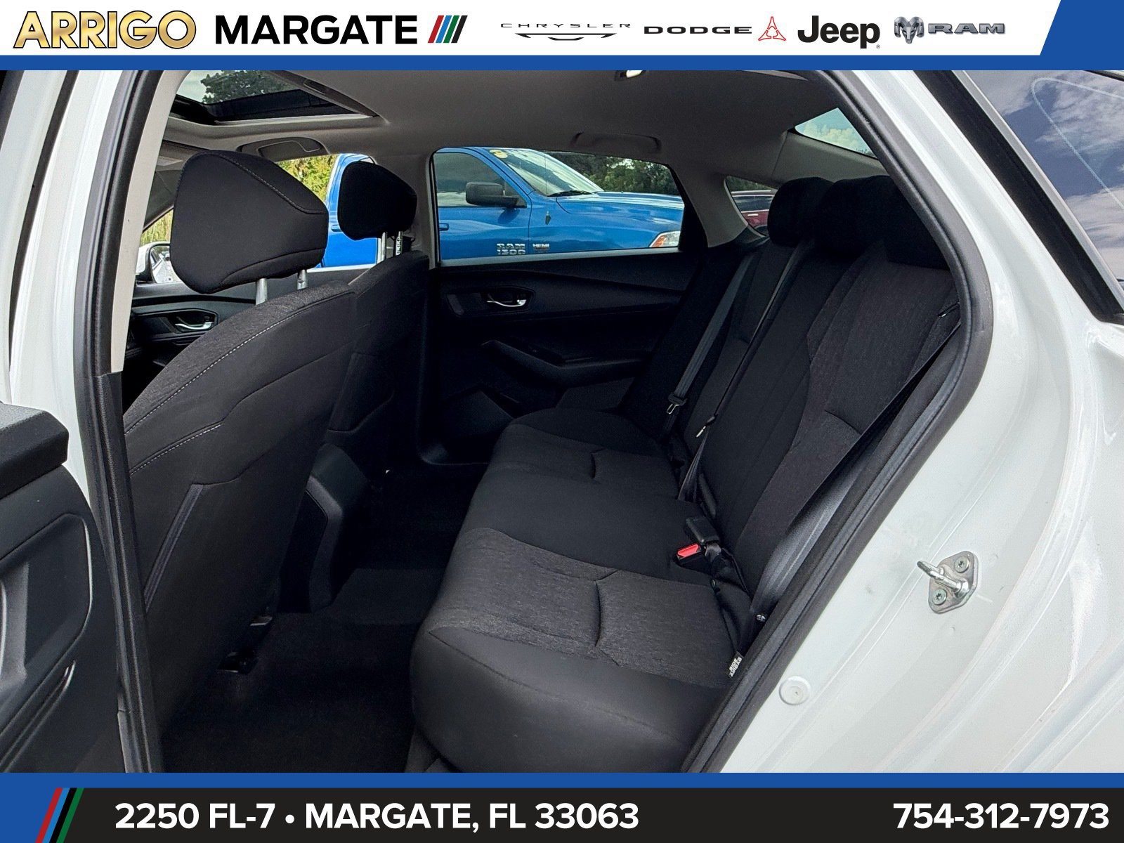Used 2024  Honda EX image 11