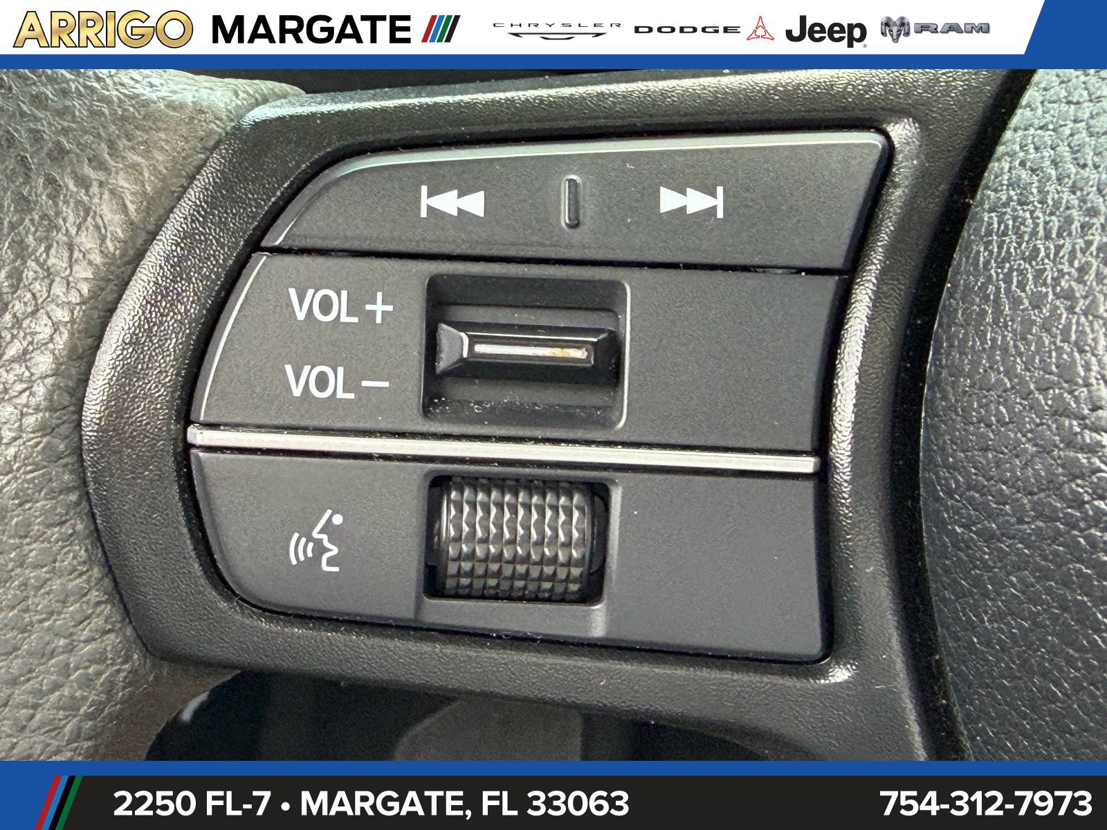Used 2024  Honda EX image 30