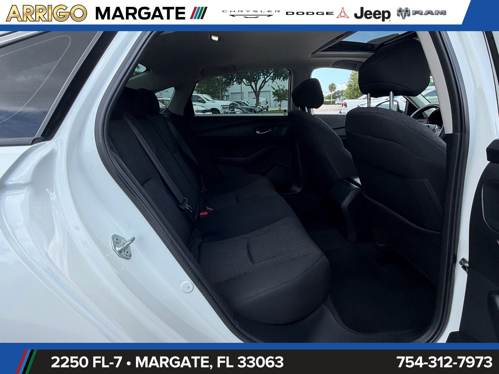 Used 2024  Honda EX image 15