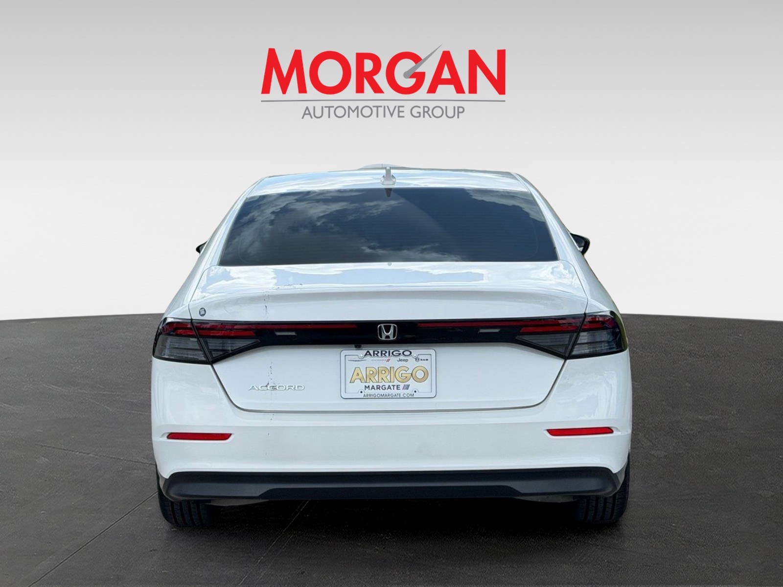 Used 2024  Honda EX image 6