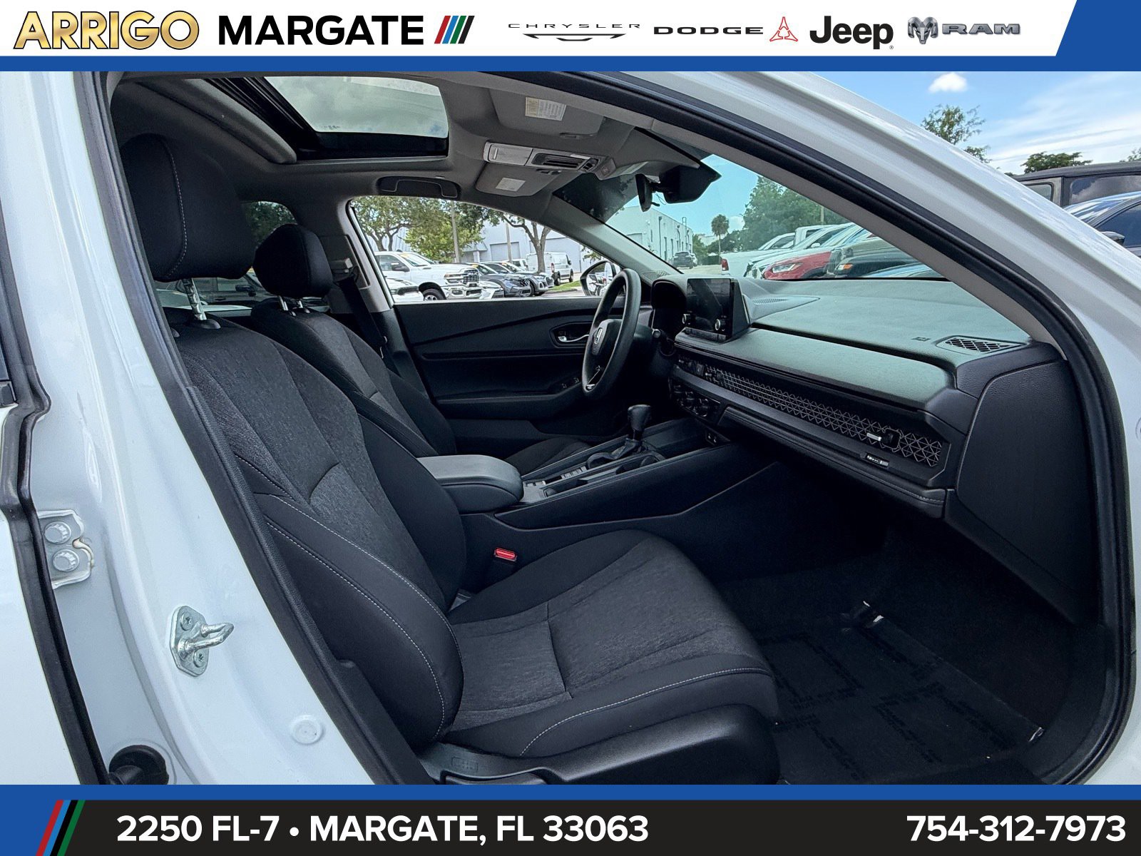 Used 2024  Honda EX image 16