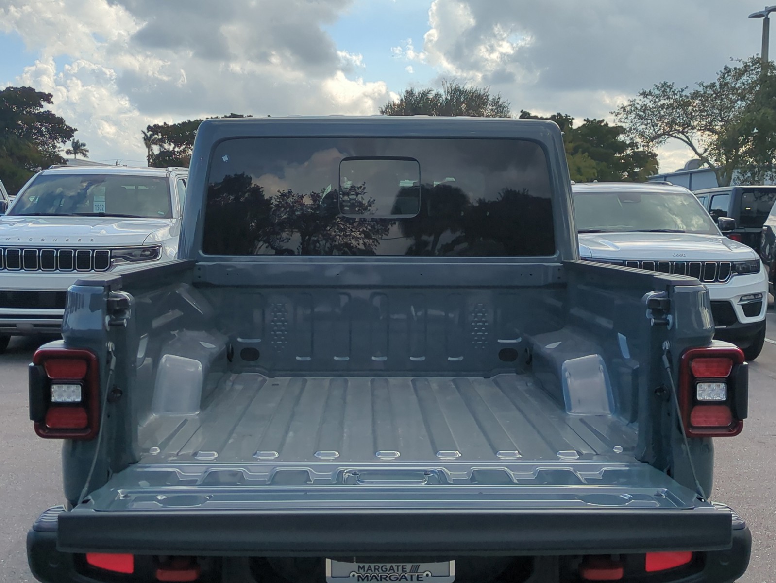 New 2026 Gray Jeep Rubicon image 13