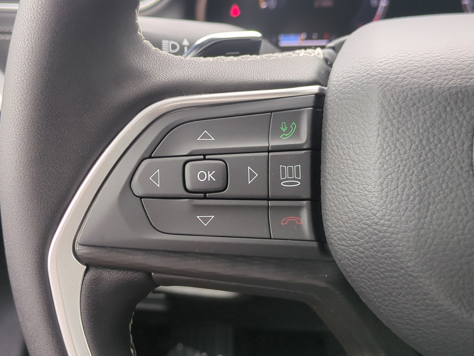 New 2026 Gray Jeep Laredo image 25