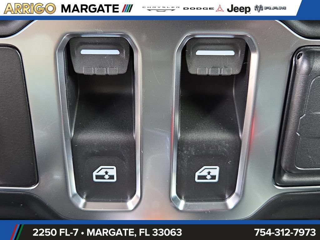 New 2026  Jeep Sport S image 25