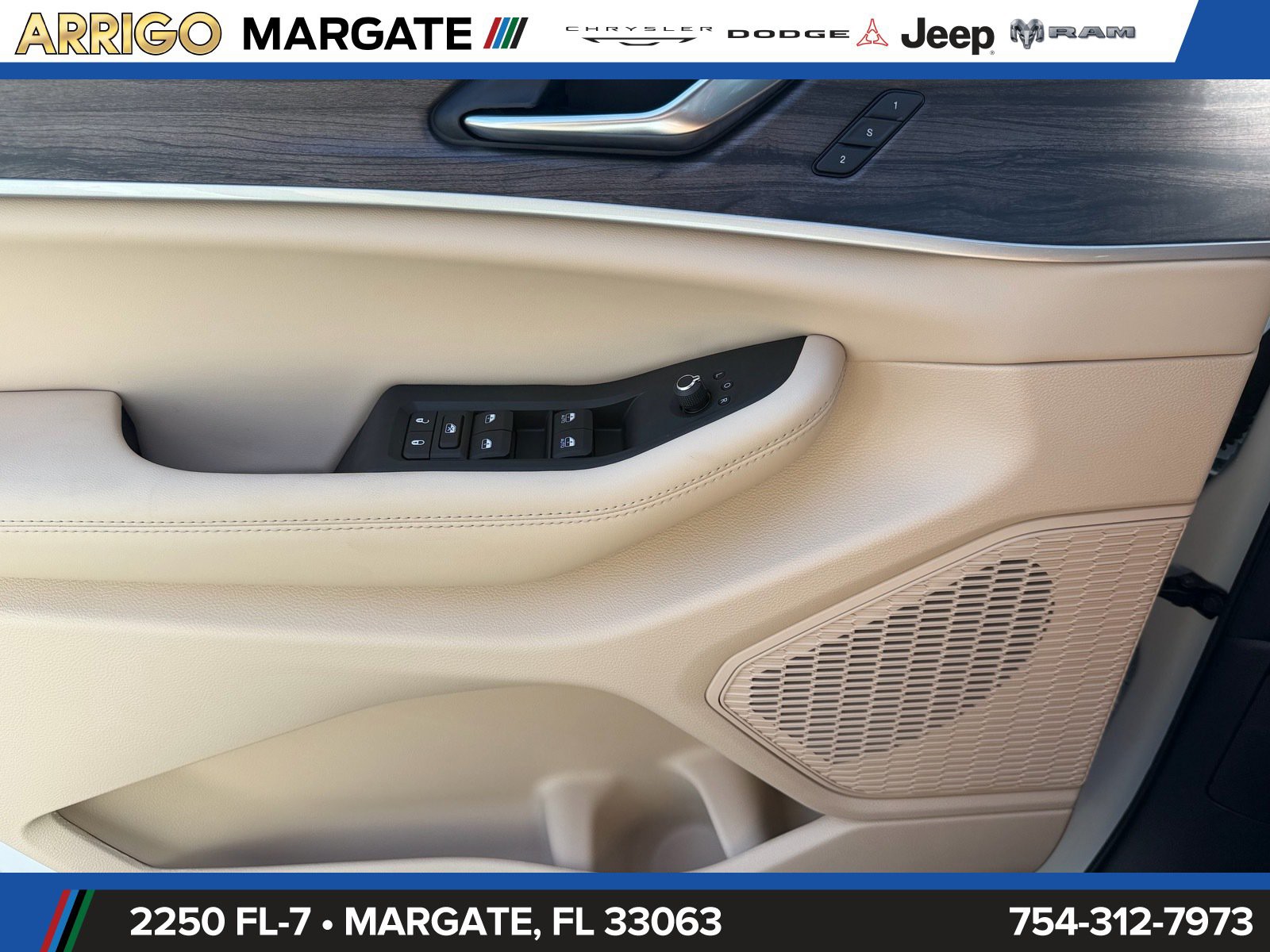 New 2026 White Jeep Limited image 34