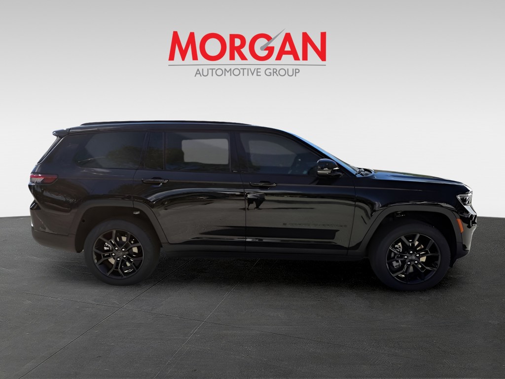 New 2025 Black Jeep Limited image 4