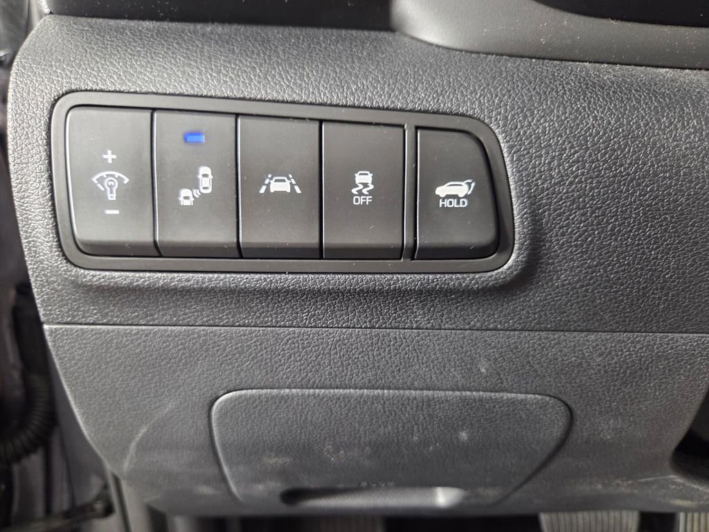 Certified Used 2021  Hyundai Ultimate image 39