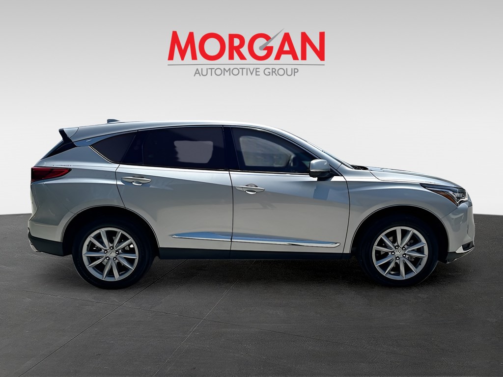 Used 2024  Acura Base image 8