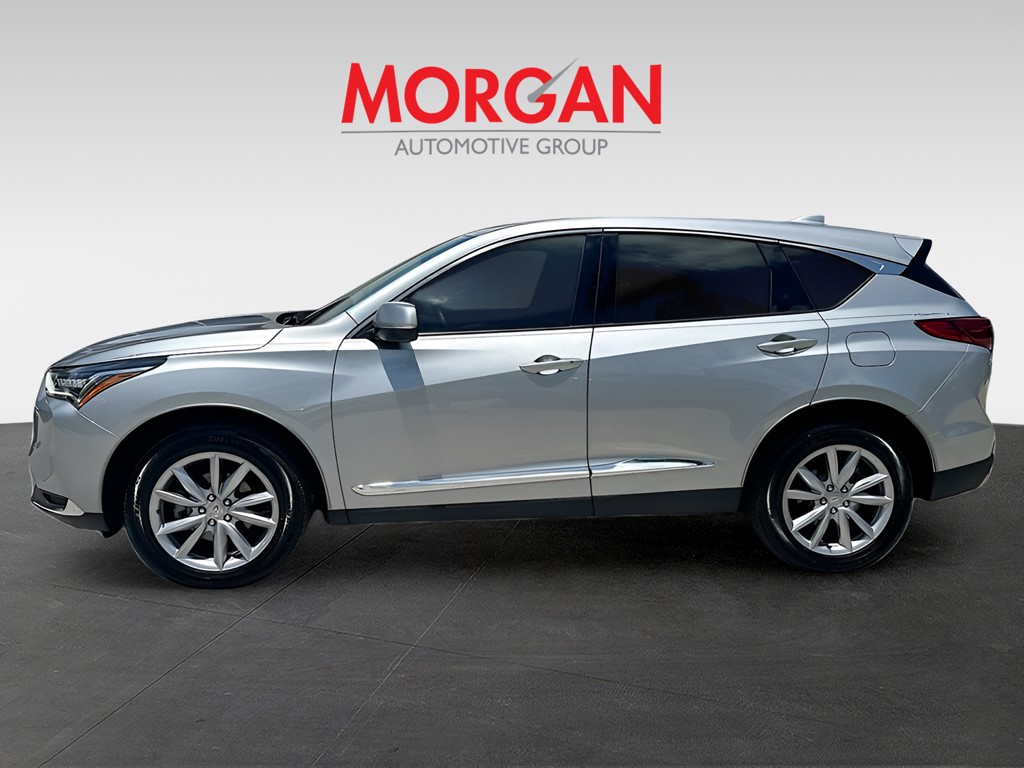 Used 2024  Acura Base image 4