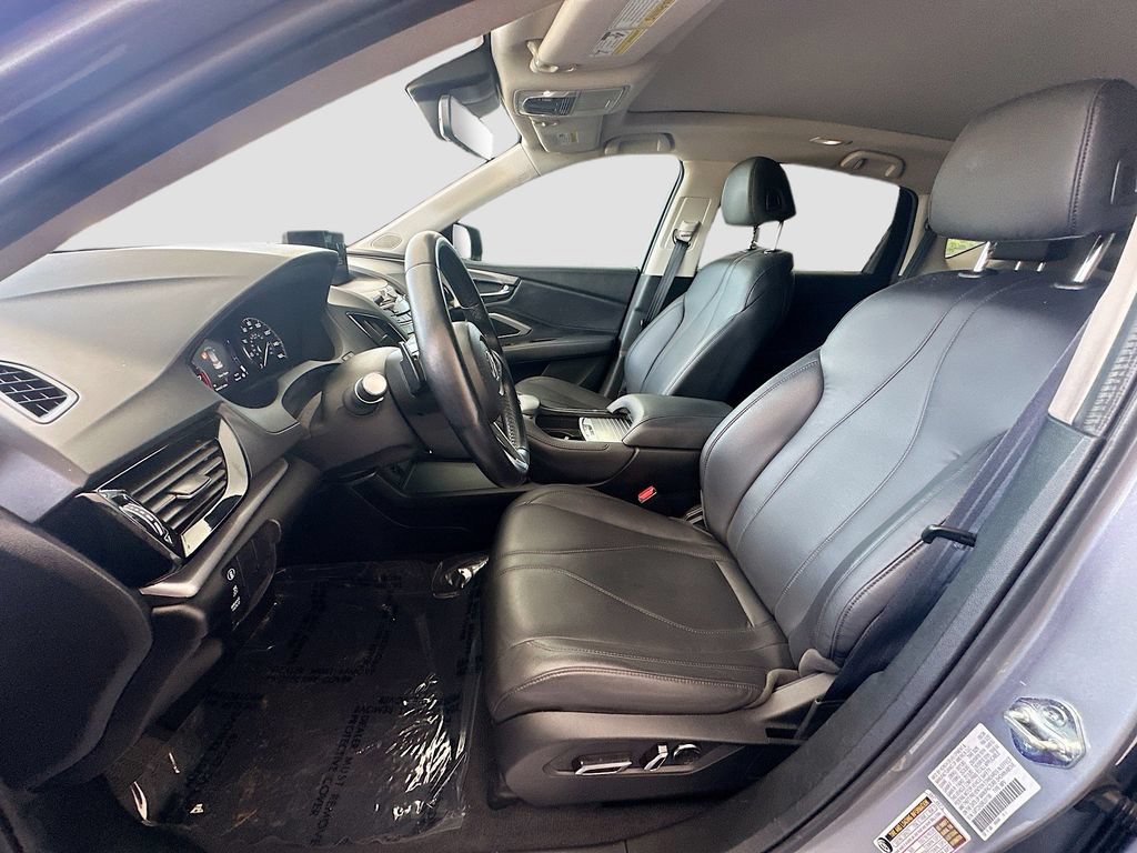 Used 2024  Acura Base image 18