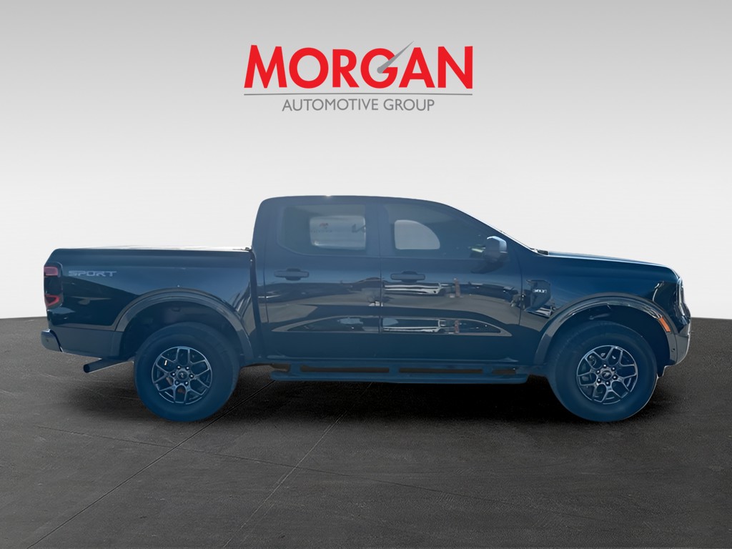 Used 2024 Black Ford XLT image 9