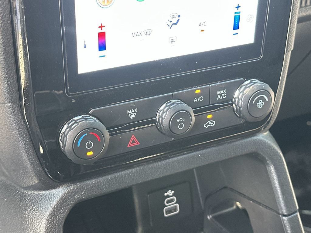 Used 2024 Black Ford XLT image 16