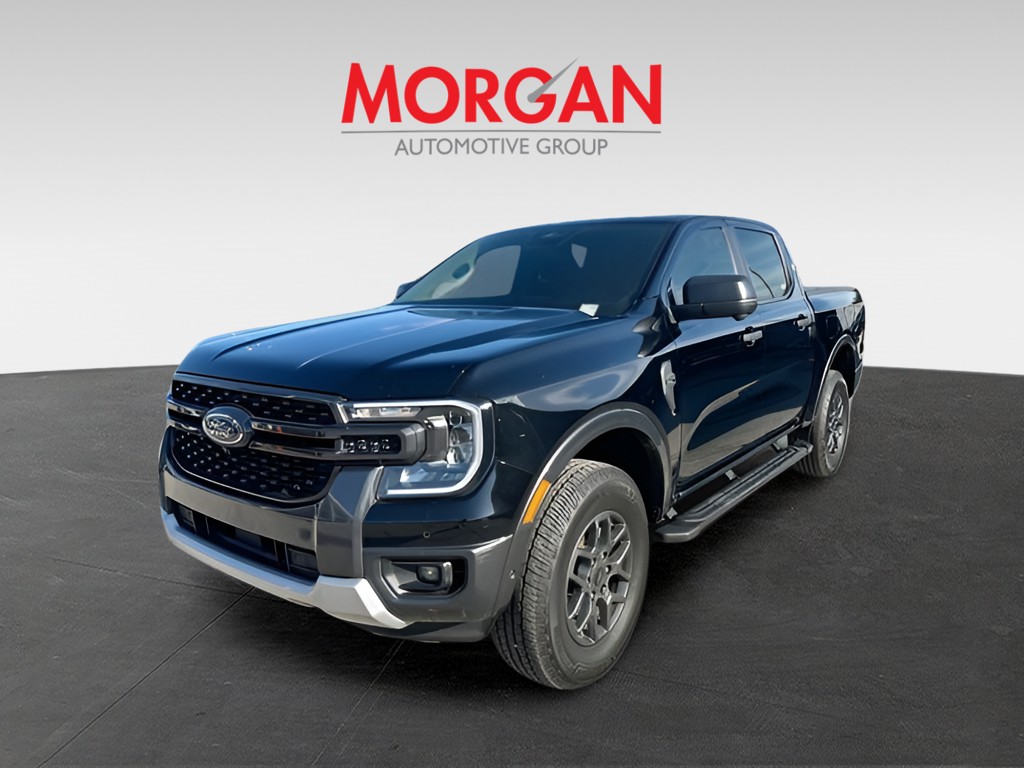 Used 2024 Black Ford XLT image 4
