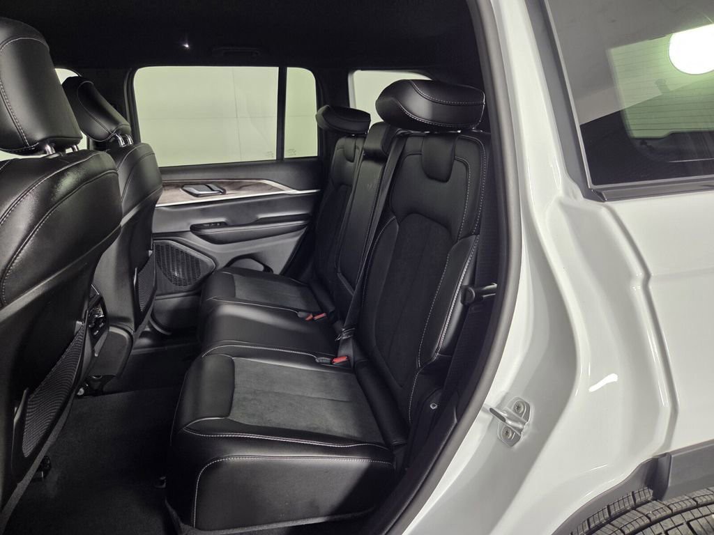 Used 2026 White Jeep Altitude image 24