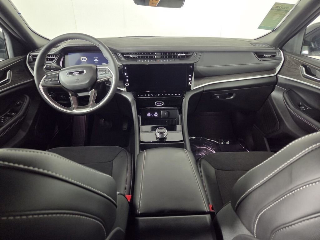 Used 2026 White Jeep Altitude image 26