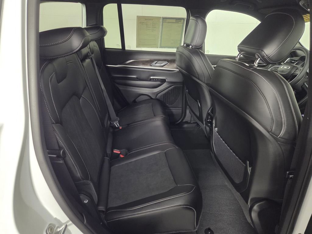 Used 2026 White Jeep Altitude image 28