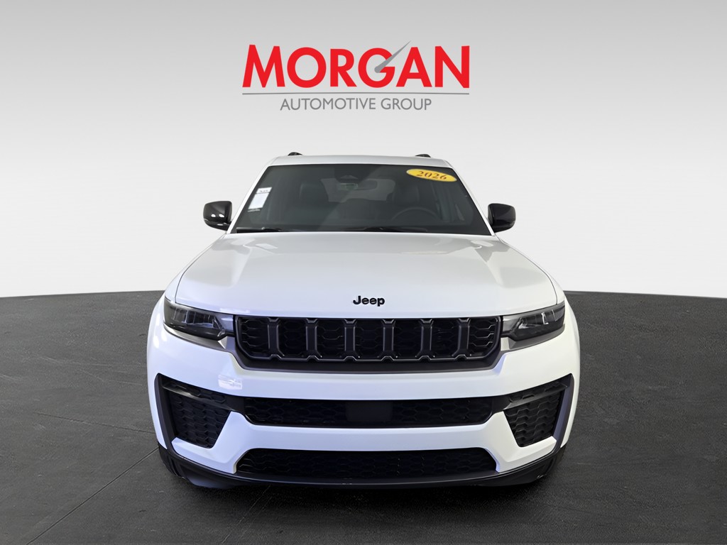 Used 2026 White Jeep Altitude image 3