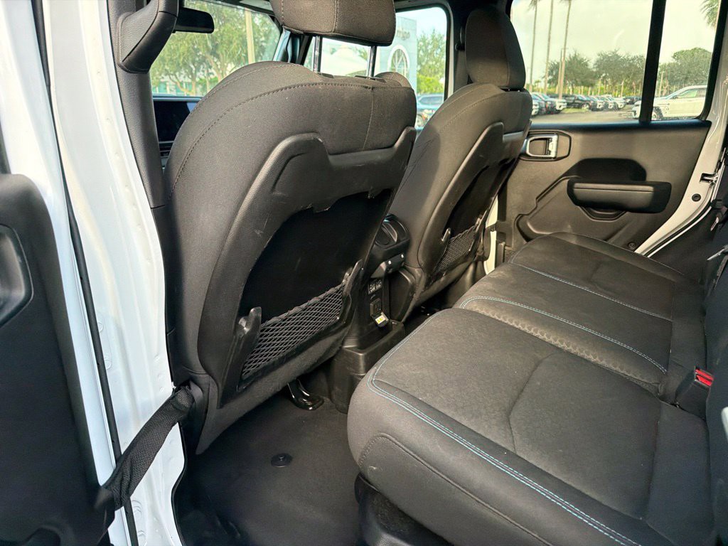 Used 2024 White Jeep Rubicon 4xe image 10
