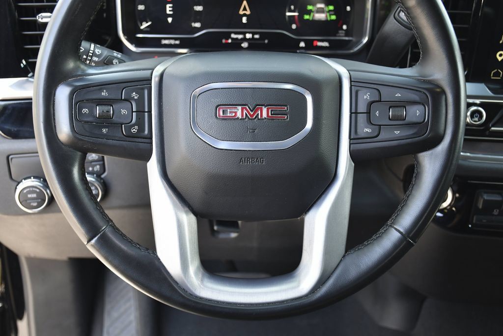 Used 2025 Black GMC SLT image 7