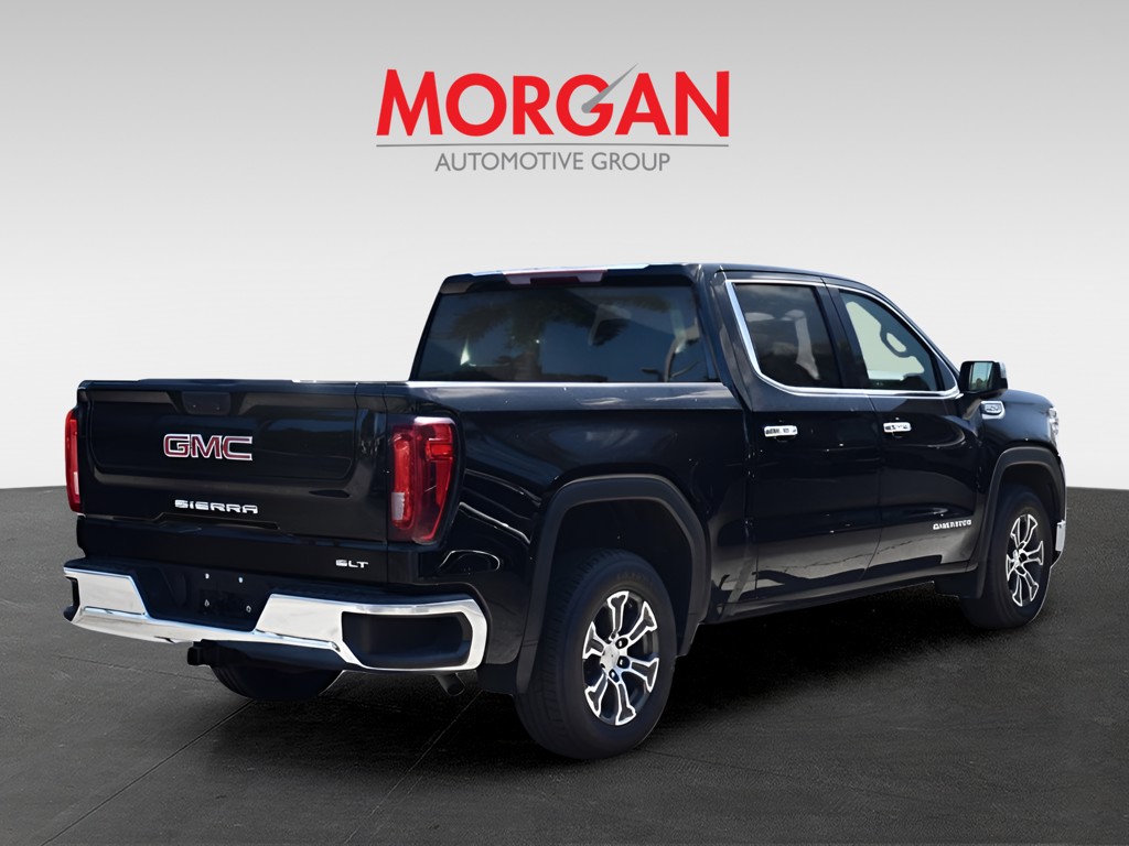 Used 2025 Black GMC SLT image 4