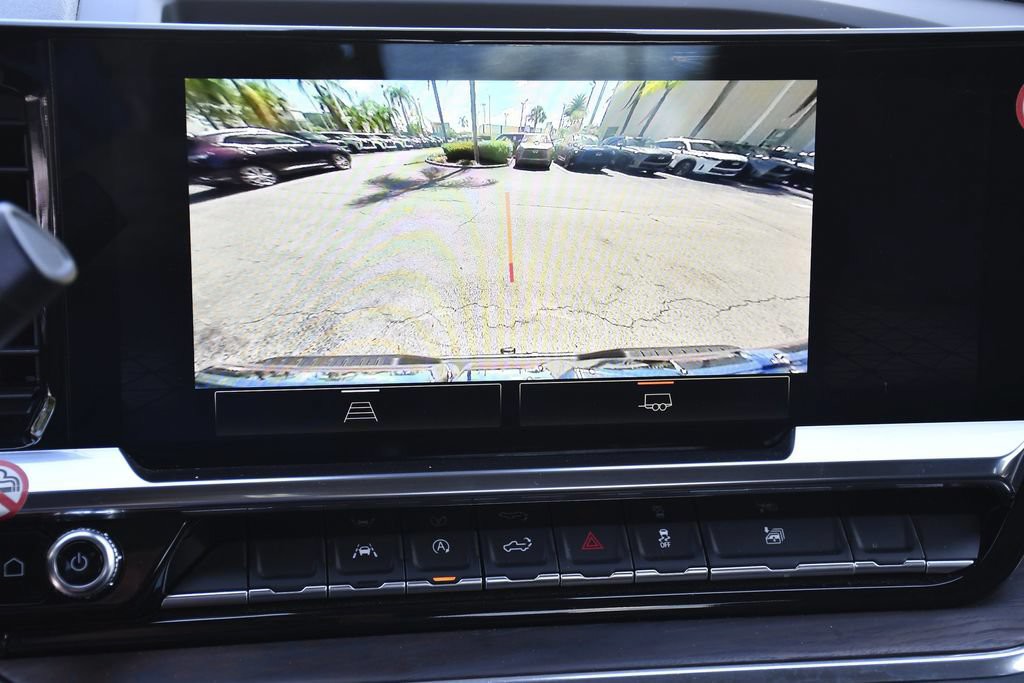 Used 2025 Black GMC SLT image 17
