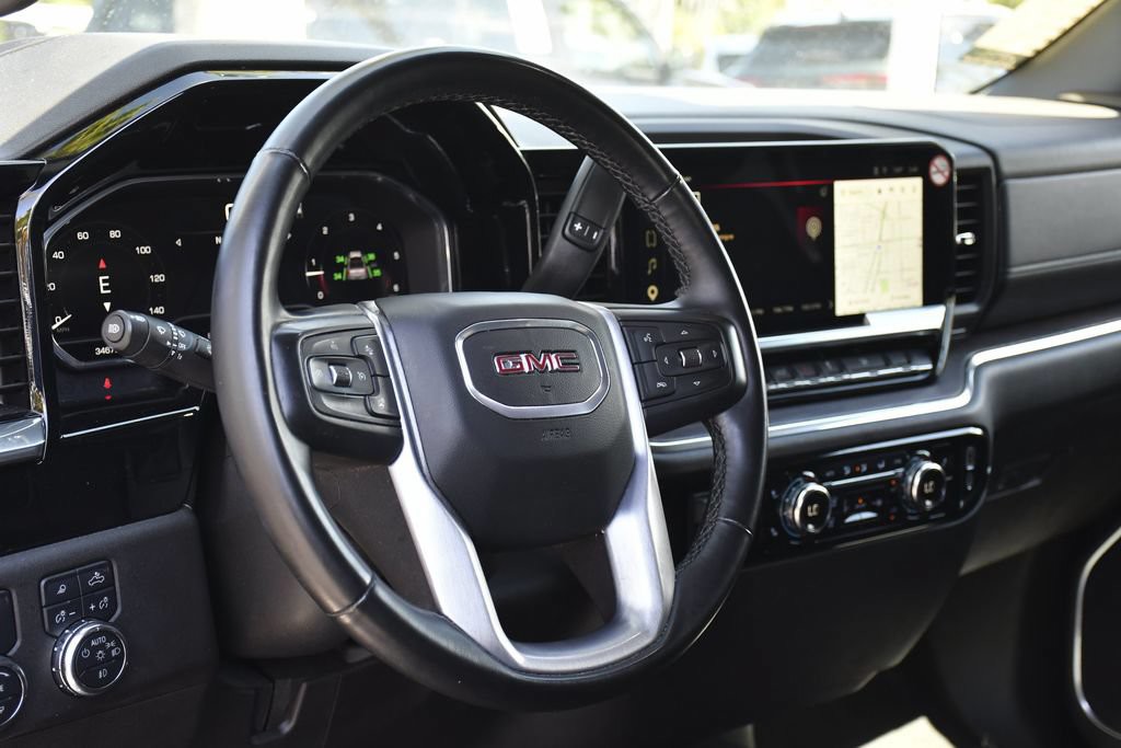 Used 2025 Black GMC SLT image 21