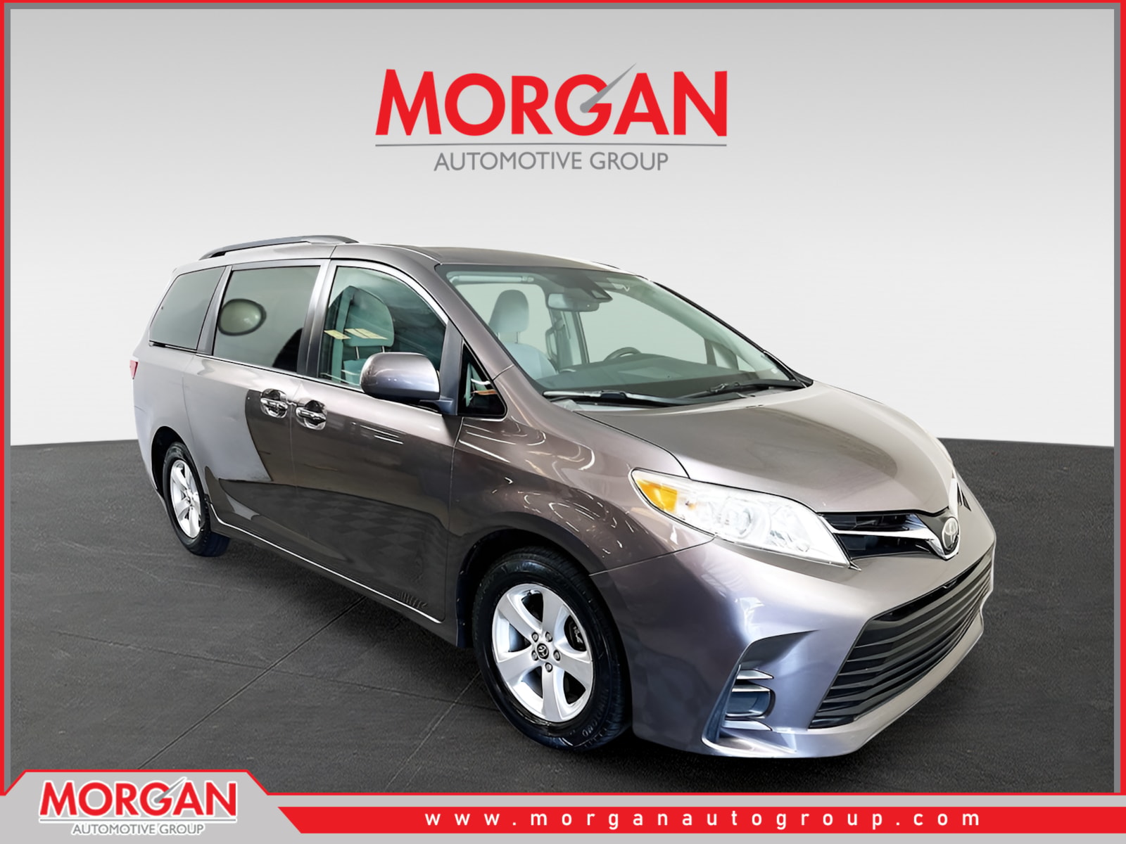 2020 Toyota Sienna LE