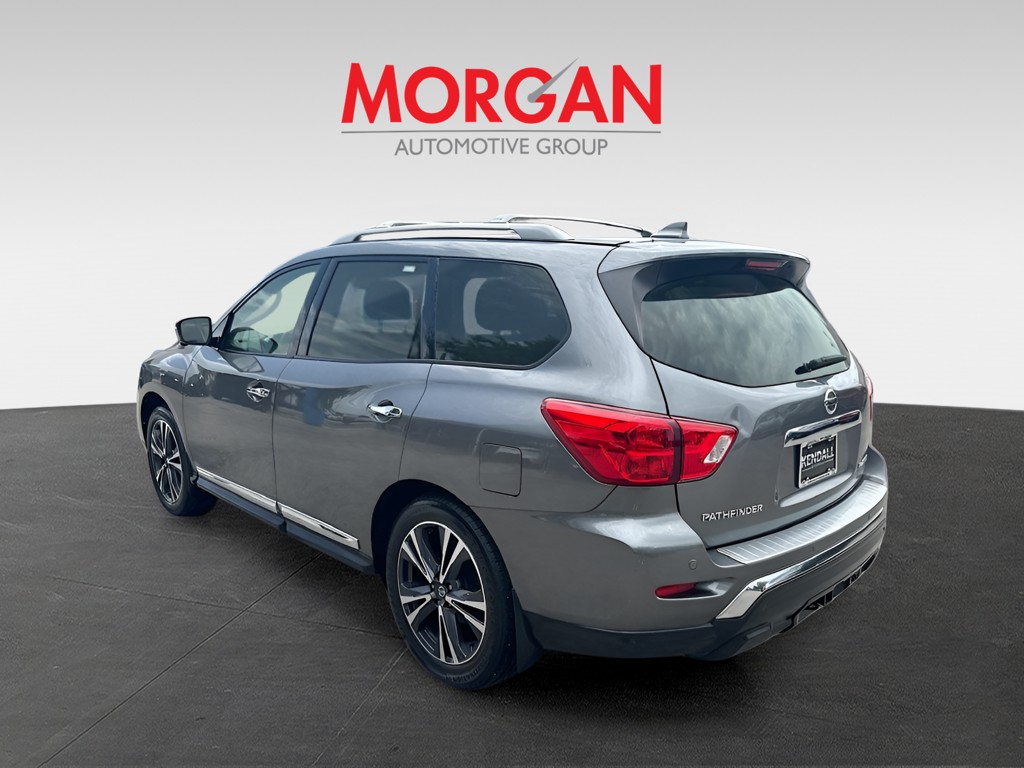 Certified Used 2020 Gray Nissan Platinum image 4