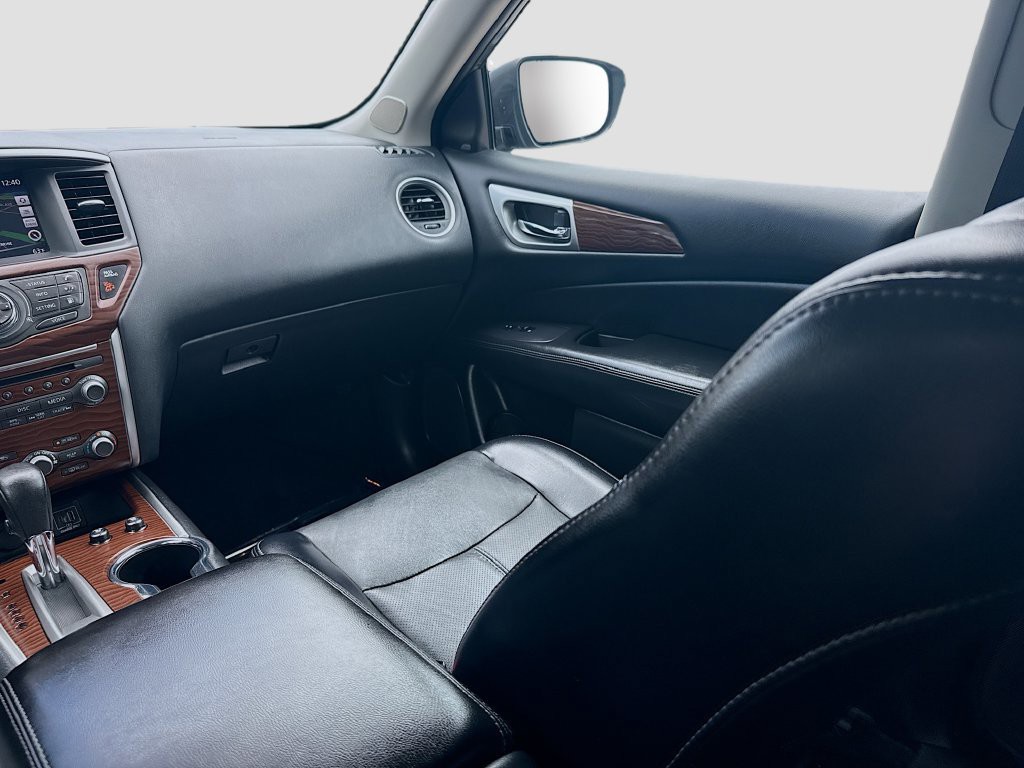 Certified Used 2020 Gray Nissan Platinum image 20
