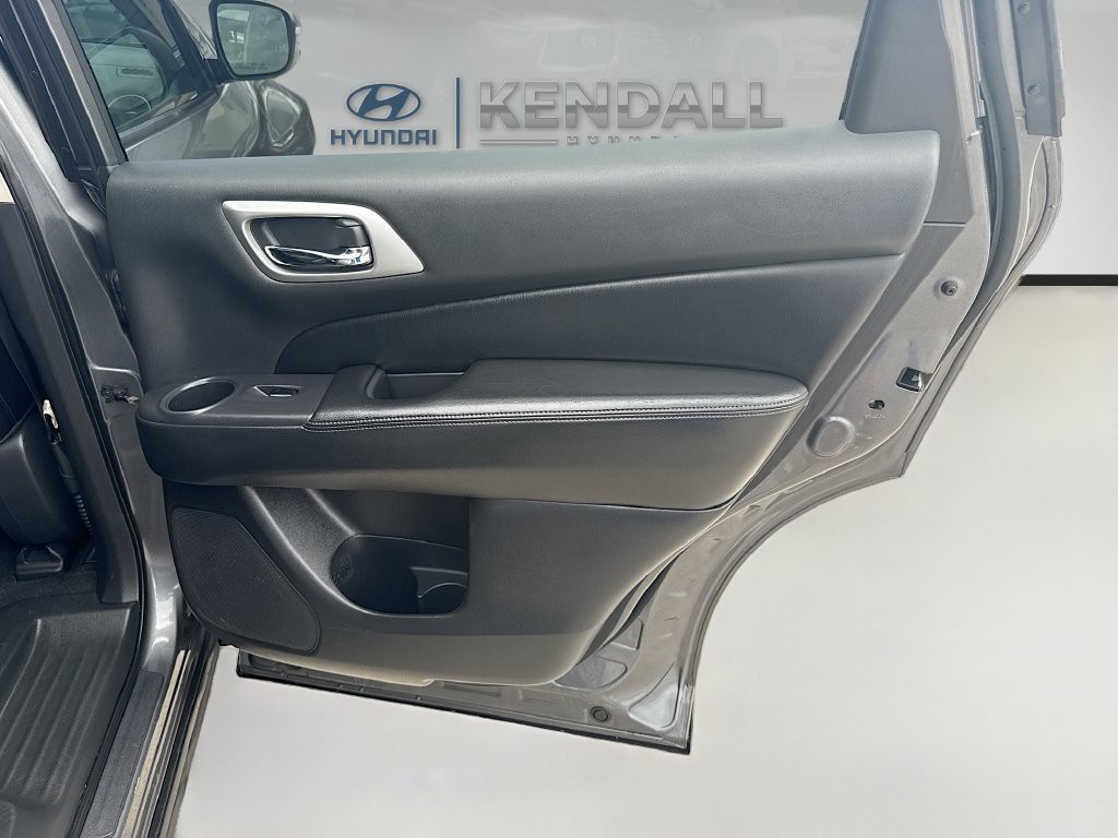 Certified Used 2020 Gray Nissan Platinum image 29