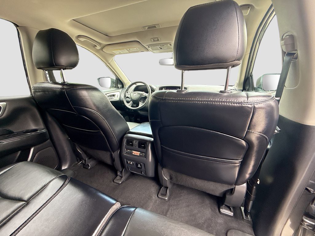 Certified Used 2020 Gray Nissan Platinum image 28