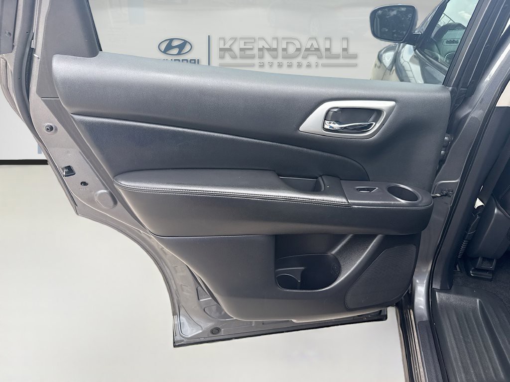 Certified Used 2020 Gray Nissan Platinum image 24