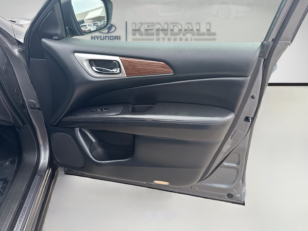 Certified Used 2020 Gray Nissan Platinum image 32