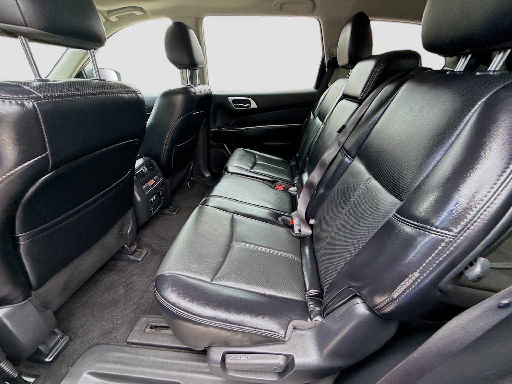 Certified Used 2020 Gray Nissan Platinum image 22