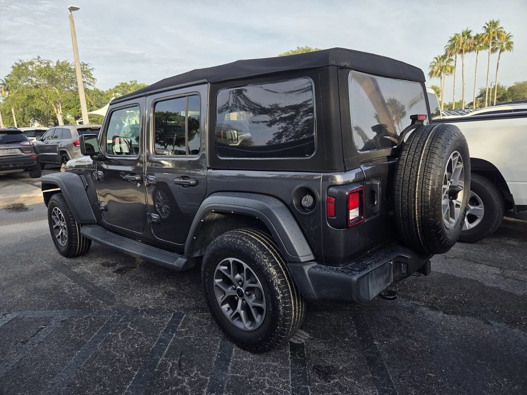 Used 2024 Gray Jeep Sport S image 4
