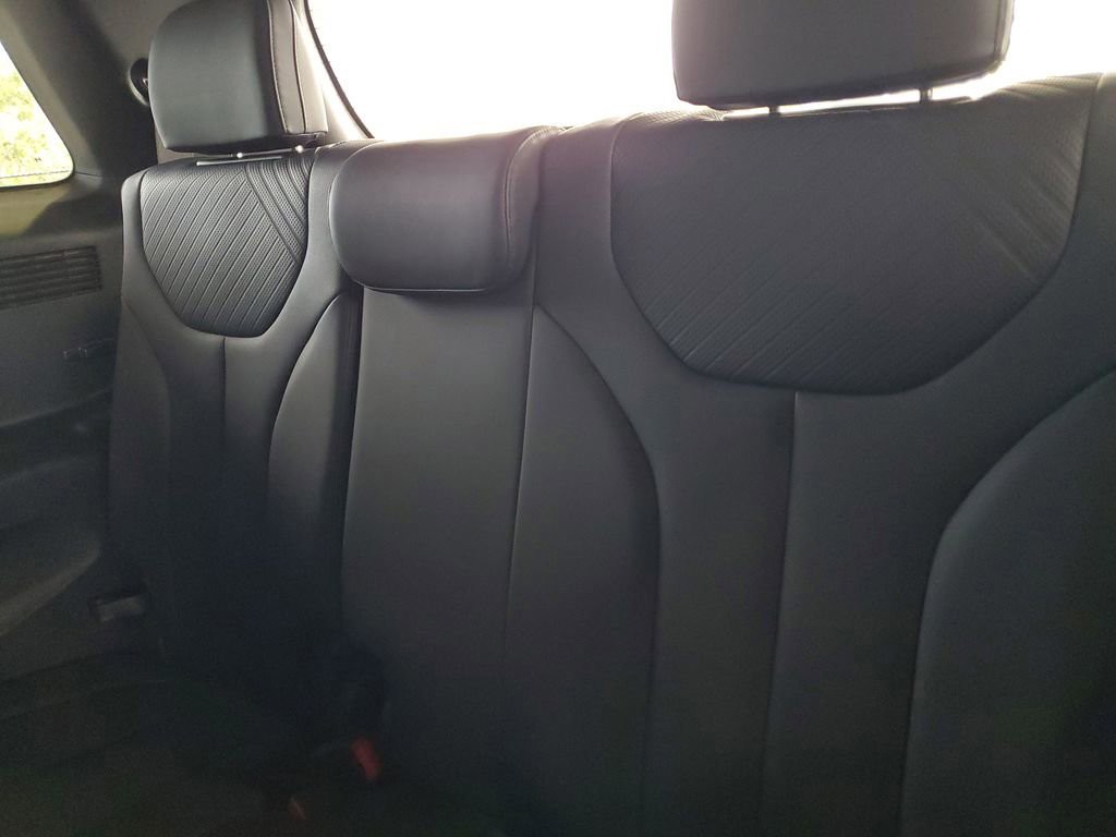 Used 2023 Red Hyundai SEL image 11