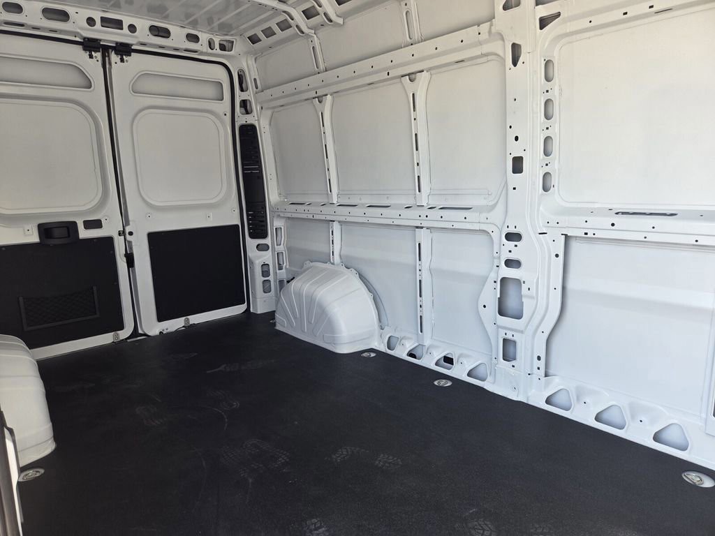 New 2026 White Ram High Roof image 18